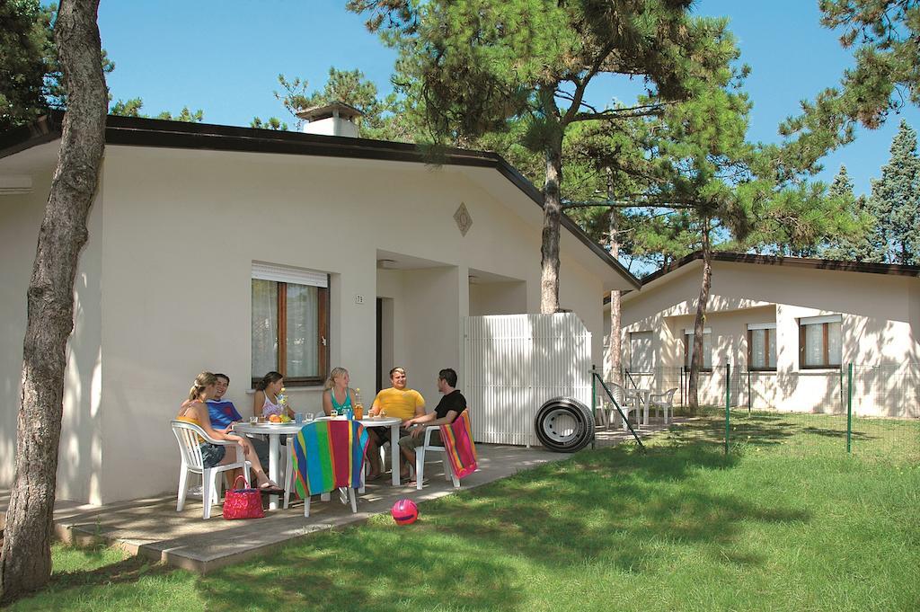 Villaggio Le Palme Lignano Sabbiadoro Luaran gambar